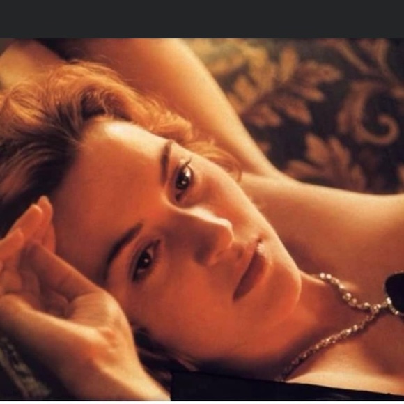 Meet your Posher, Amanda - Picture 1 of 1